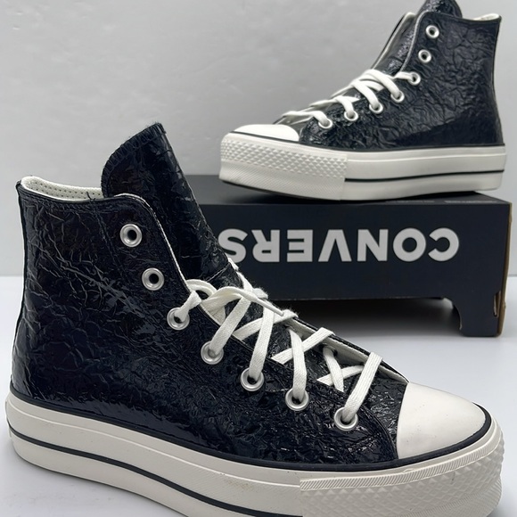 Converse WMNS High-Tops Platform Sneakers CTAS LIFT HI
BLACK/EGRET/BLACK - Picture 15 of 16